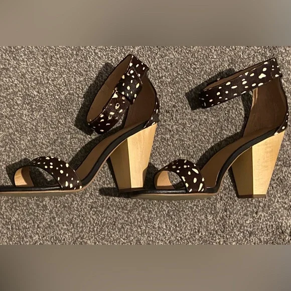 Leopard Gorman Heels. - Picture 2 of 3